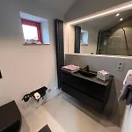 Kuenstlerhaus Vulkaneifel 度假居 *